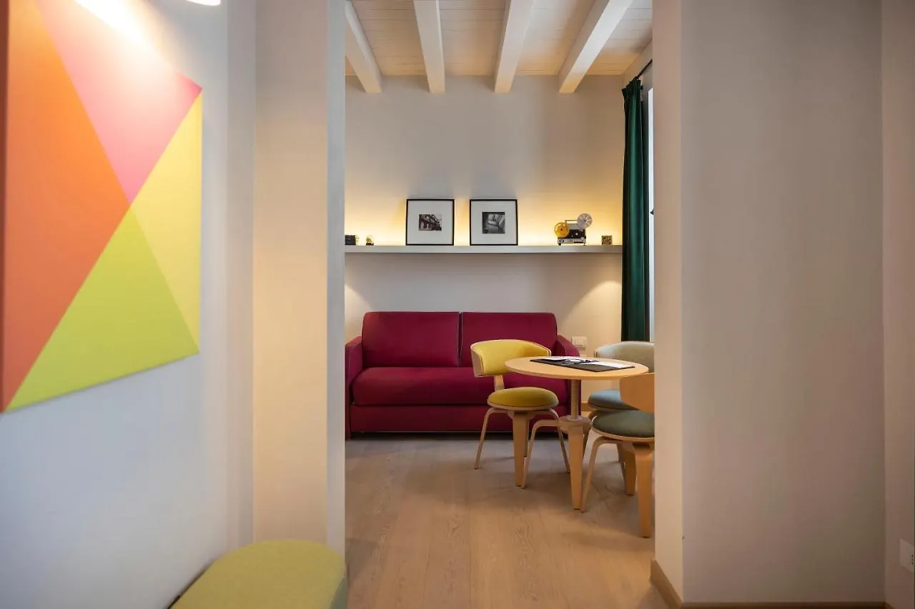 **** Hotel Savona 18 Suites Milano Italia