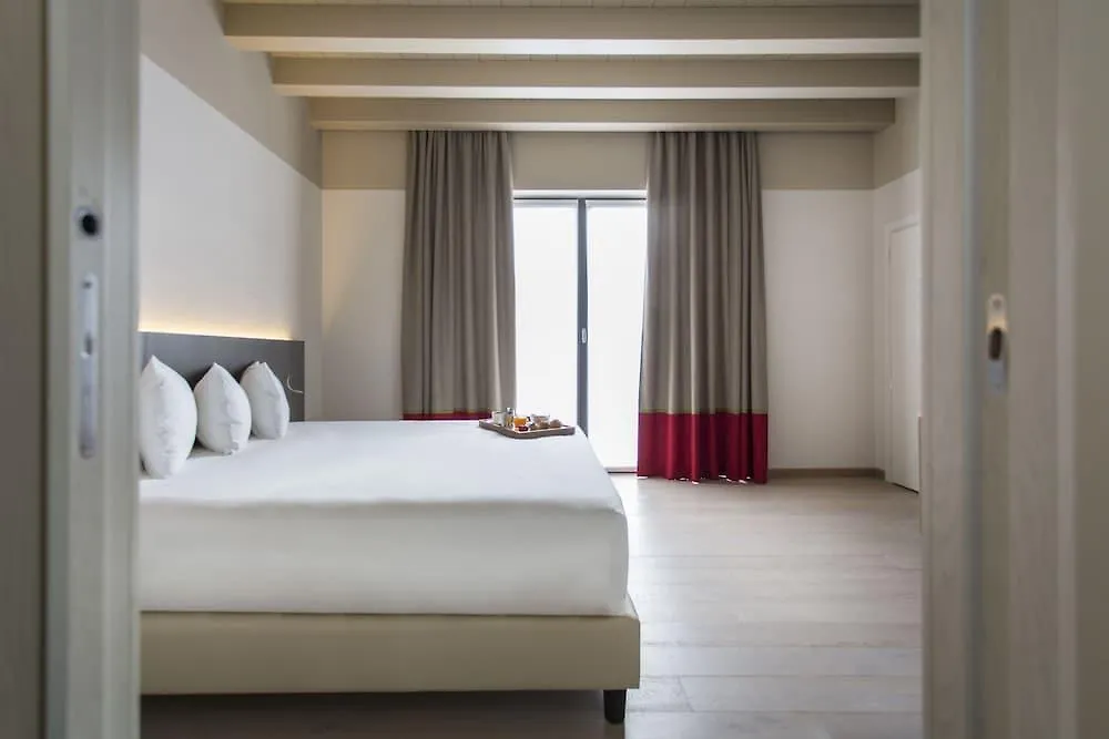 Savona 18 Suites Milano Italia