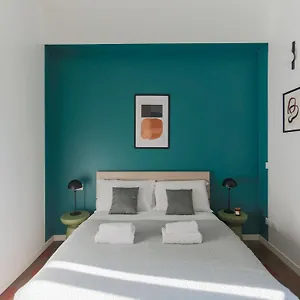The Rent - Spacious Two Bedrooms Near Porta Romana Milano