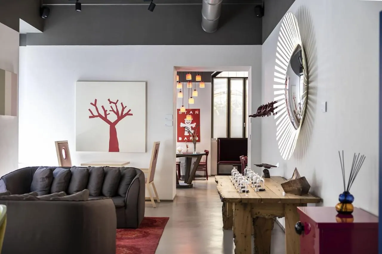 Savona 18 Suites Milán 4*,  Italia