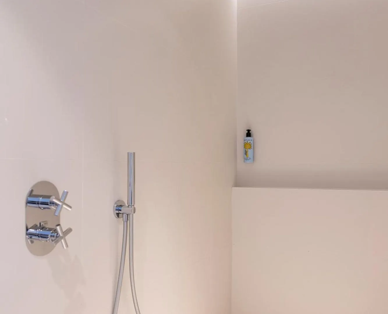 Savona 18 Suites Milán Hotel