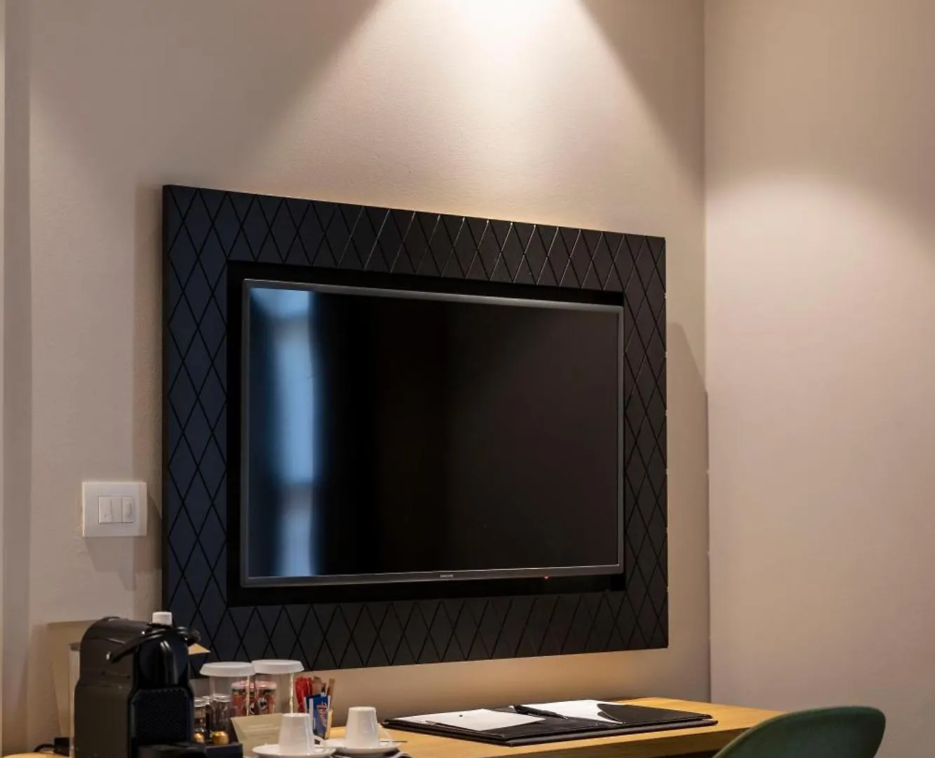 Savona 18 Suites Milan 4*,